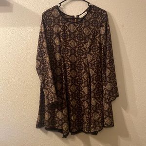 Bow and Arrow long sleeve midi dress size not on it but fits like a medium